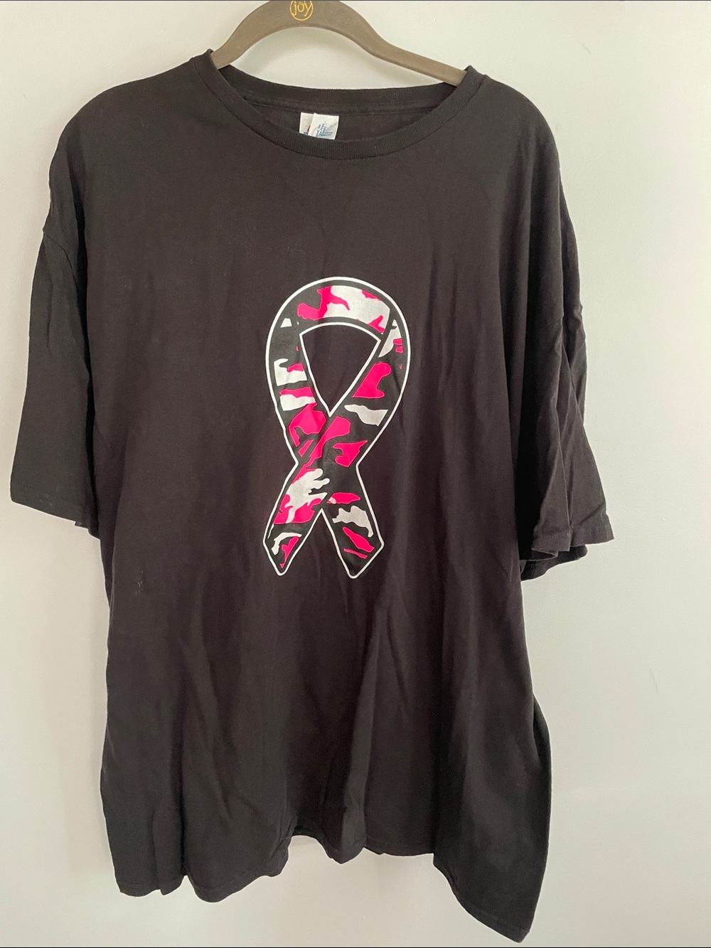 Delta Black Tee with Pink Camo Ribbon